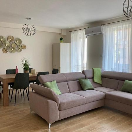 Noemi Apartman Hajduszoboszlo Luaran gambar