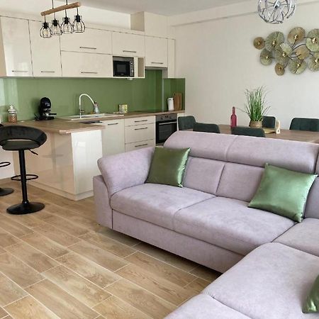Noemi Apartman Hajduszoboszlo Luaran gambar