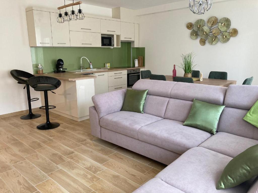 Noemi Apartman Hajduszoboszlo Luaran gambar